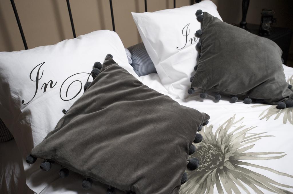 Breusjterhofke Bed & Breakfast Eijsden Ruang foto